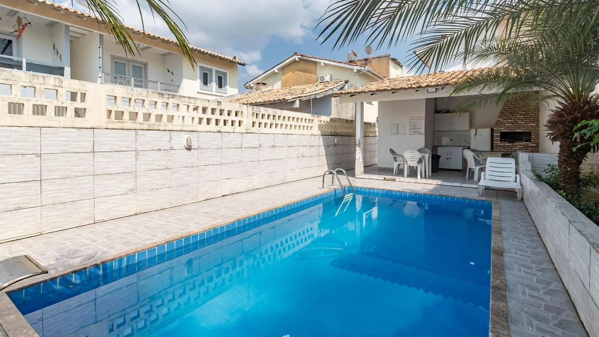 Casa C/ Piscina E Churrasq. Porto S. - Ba Flo001 Porto Seguro Apartment